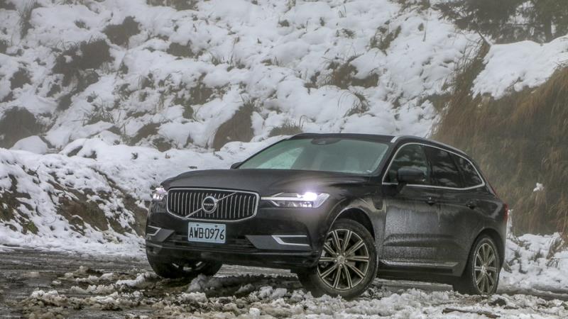 Volvo XC60 T8 407hp 雙增壓+電力 雪地試駕