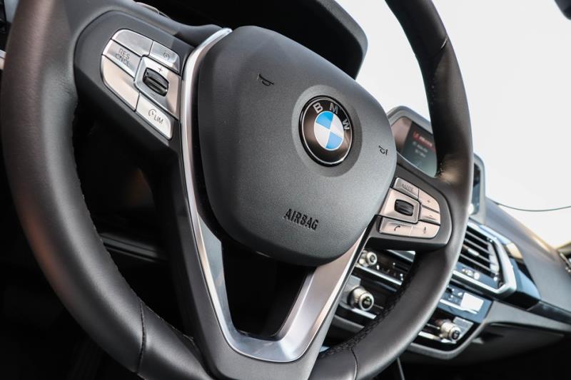 BMW X3 20i v.s. Volvo XC60 【市場價值篇】