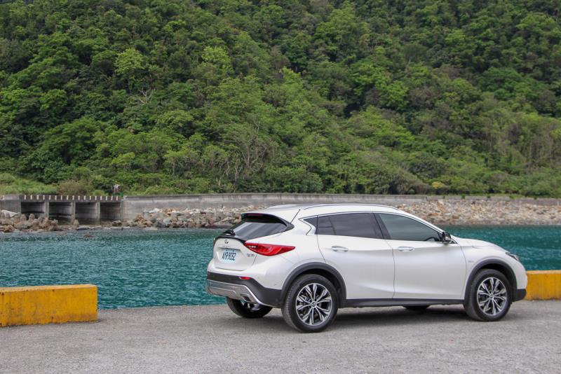QX30的離地高度較Q30而言，再次升高了22mm。