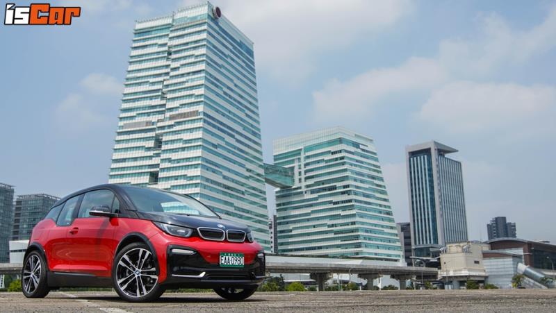 BMW i3s忠孝東路大挑戰【戰力分析篇】