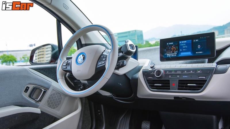 BMW i3s忠孝東路大挑戰【戰力分析篇】