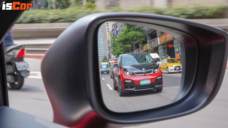 BMW i3s忠孝東路大挑戰【戰力分析篇】