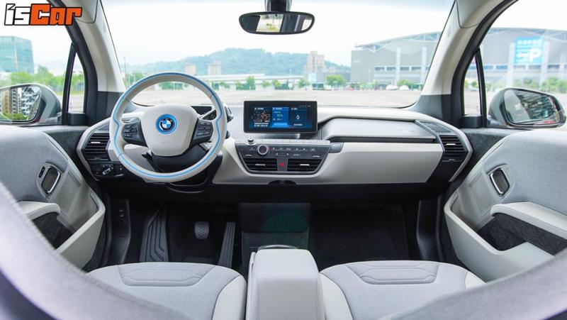 BMW i3s忠孝東路大挑戰【戰力分析篇】