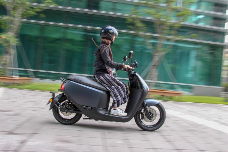GOGORO S2的性能相當強悍，與市面上當紅的125相比也絲毫不遜色。