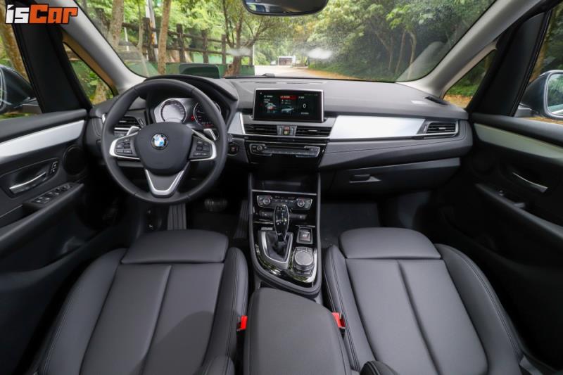 BMW 220i Active Tourer Sport Line降價 運動套件更超值