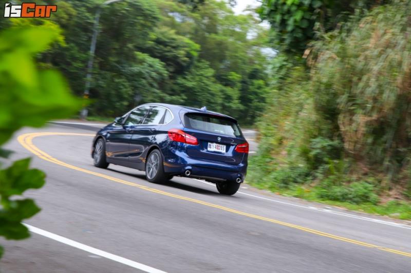 BMW 220i Active Tourer Sport Line降價 運動套件更超值