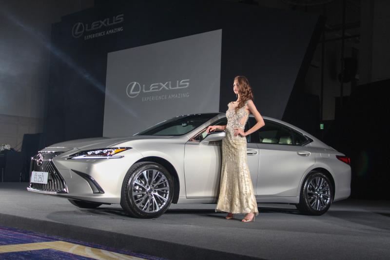 LEXUS總代理和泰汽車今日發表全新第七代的ES車系，四個車型售價自167萬起。