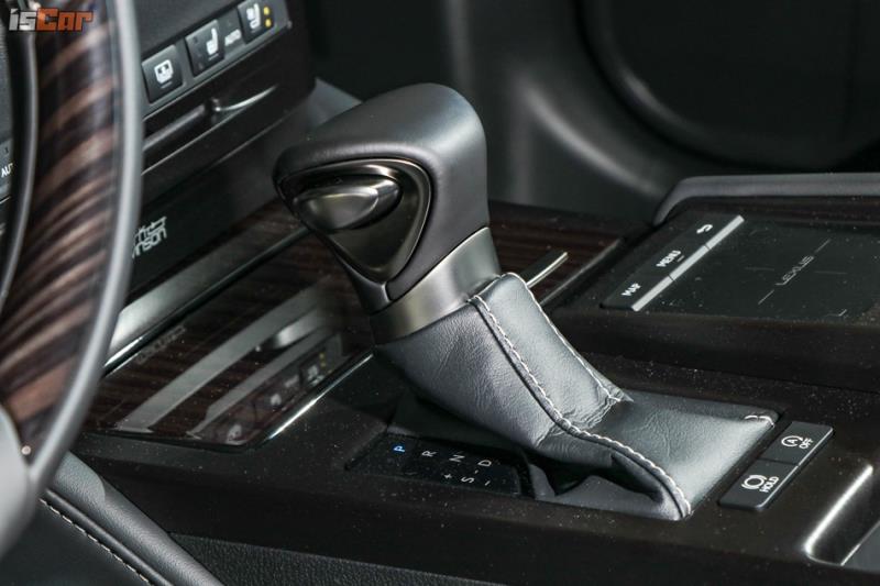 舒適移動美學，Lexus ES 250 旗艦版【駕乘質感篇】