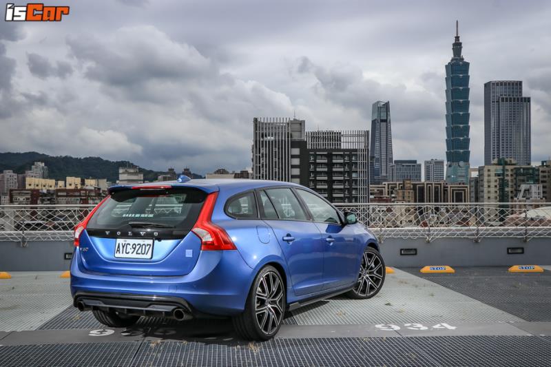 Volvo V60 Polestar 最後的燃油星光