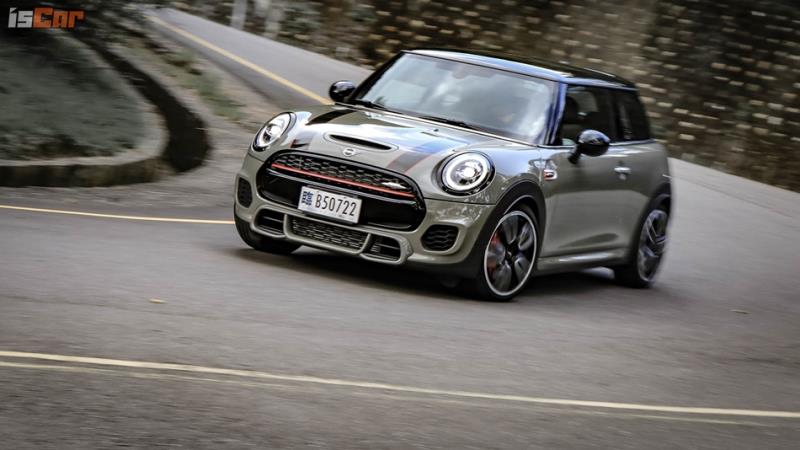 Mini John Cooper Works小改八速更帶勁