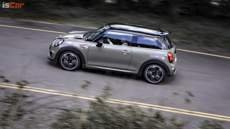 Mini John Cooper Works小改八速更帶勁