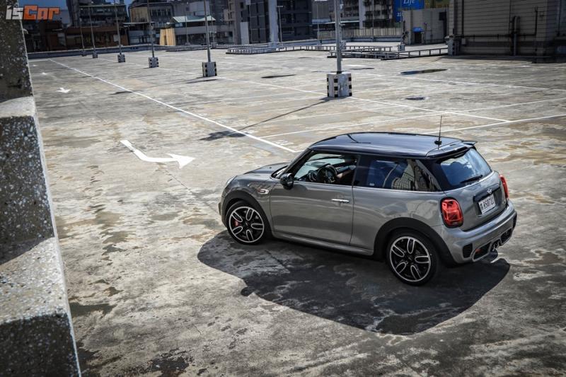 Mini John Cooper Works小改八速更帶勁