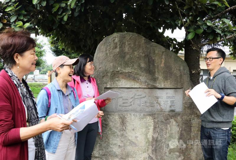 十三行博物館為響應518國際博物館日，今年首度舉辦「考古遺址監管員的一日」活動，將號召全台60歲以上的長輩來當另類「高年級實習生」。（十三行博物館提供）　中央社記者葉臻傳真