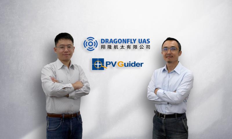 專攻無人機太陽能智慧巡檢服務的的翔隆航太正式宣布與太陽光電技術專家傑能科技攜手合作。翔隆航太執行長李奕儒(左)，傑能科技首席顧問林敬傑博士(右)