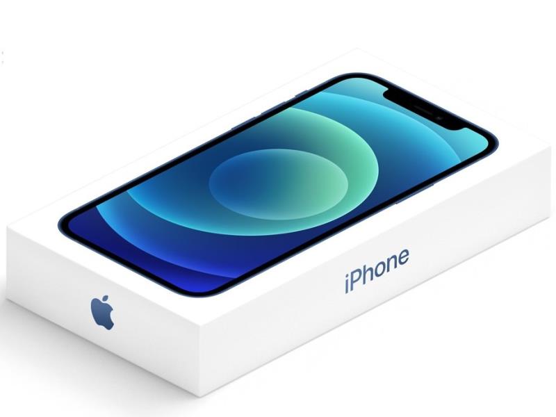 蘋果公司台灣時間14日正式發表4款支援5G的iPhone 12系列新機，Pro系列台灣售價比前一代當初定價還便宜約新台幣4000元。（圖取自蘋果網頁apple.com）