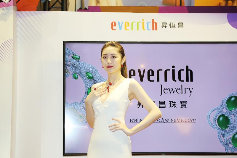 稅金由昇恆昌買單 精品、鑽石0元起標