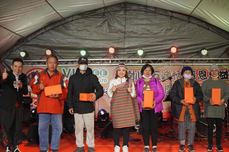 村樹樹國際寒冬送暖  回饋家鄉部落
