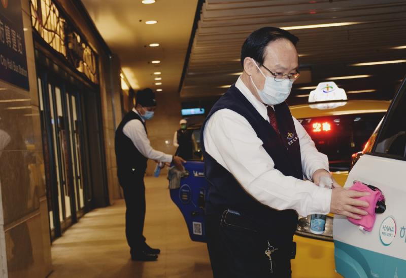 因應疫情為持續給予司機們更多支持，台灣大車隊推出升級「隊員防疫照顧關懷」五大措施。