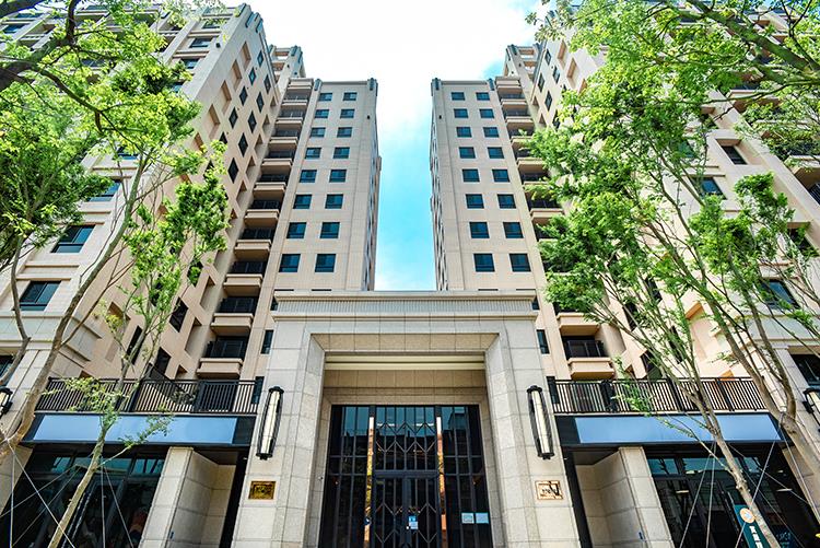 「豐邑泱泱」已進入完工階段，邀請民眾親臨現場感受時尚的呼吸健康宅