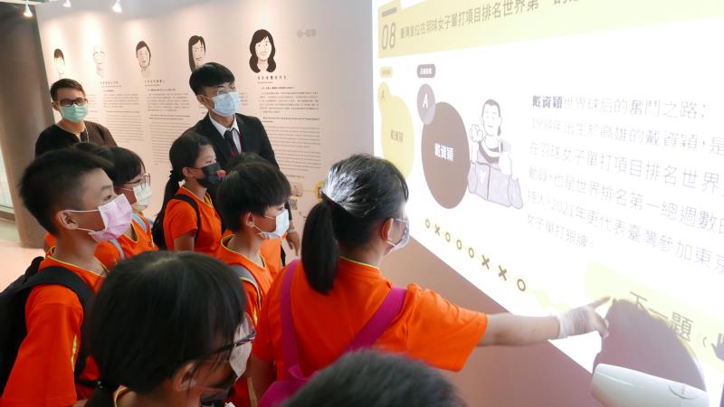 為宣導臺灣女孩日精神，教育部於10月1日至17日在國立科學工藝博物館辦理「臺灣女孩的未來日記」特展活動，以展現臺灣女孩多元風采。