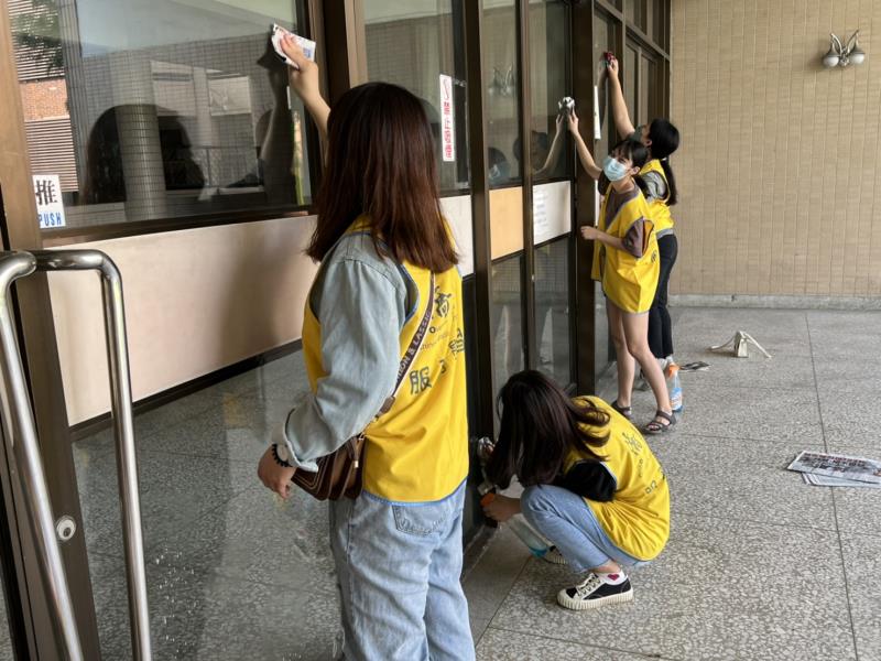僑光科大課程融入志工服務 用愛點亮盲生視界