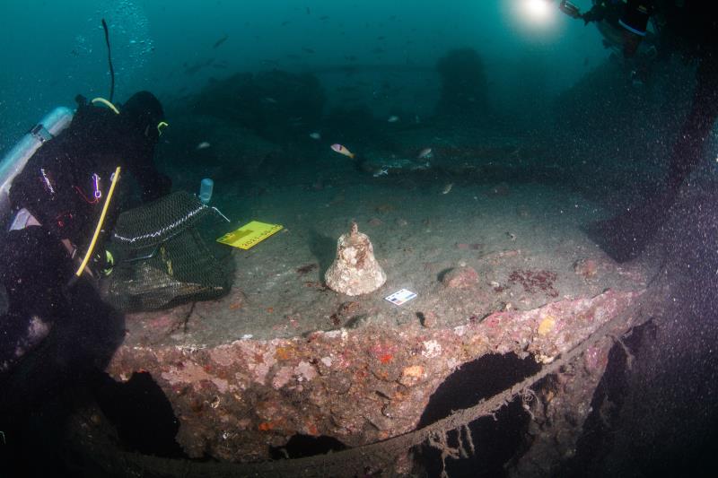 澎南三號沉船遺址，考古人員發現銅鐘