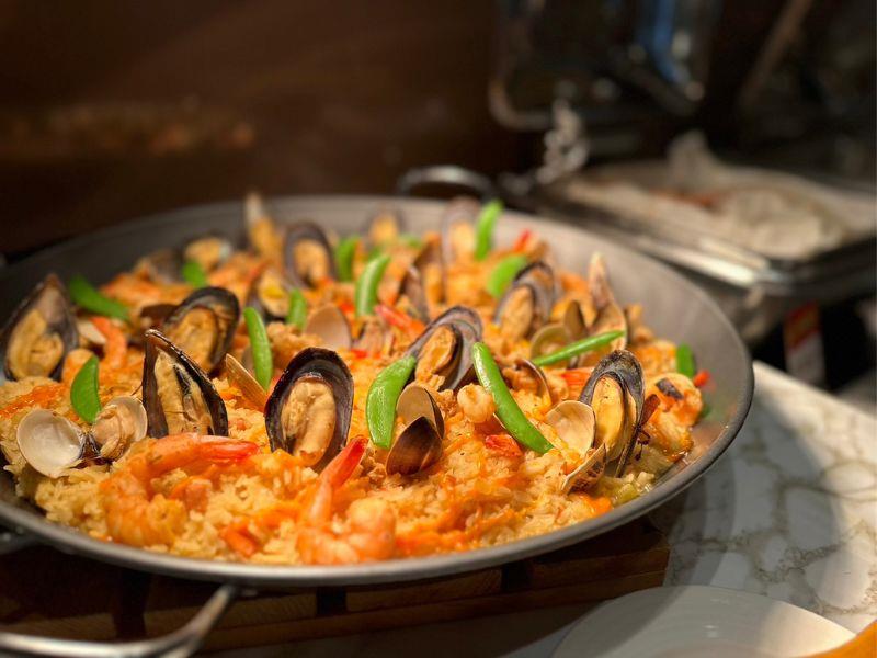 新竹老爺西班牙食尚週-主廚首推經典的西班牙傳統海鮮烤飯
