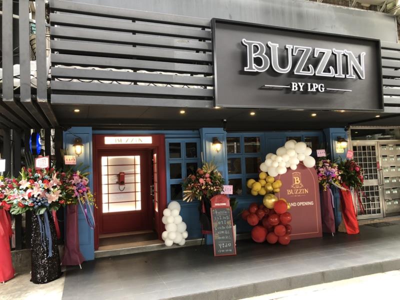 試營運2個月 Buzzin Bistro餐廳 9/20正式開幕