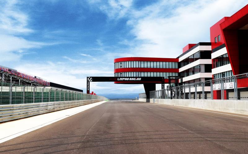 全球知名跑車保時捷選定在麗寶國際賽車場成立亞太地區第一座「Porsche Driving Center駕駛體驗中心」