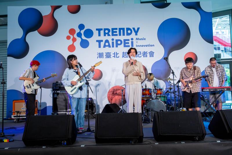 今(18)日潮臺北記者會也請到「JAM JAM ASIA」的表演團隊「溫蒂漫步Wendy Wander和日本樂團「Billyrrom」共同演出，感受音樂人跨國合作相互激盪的魅力。