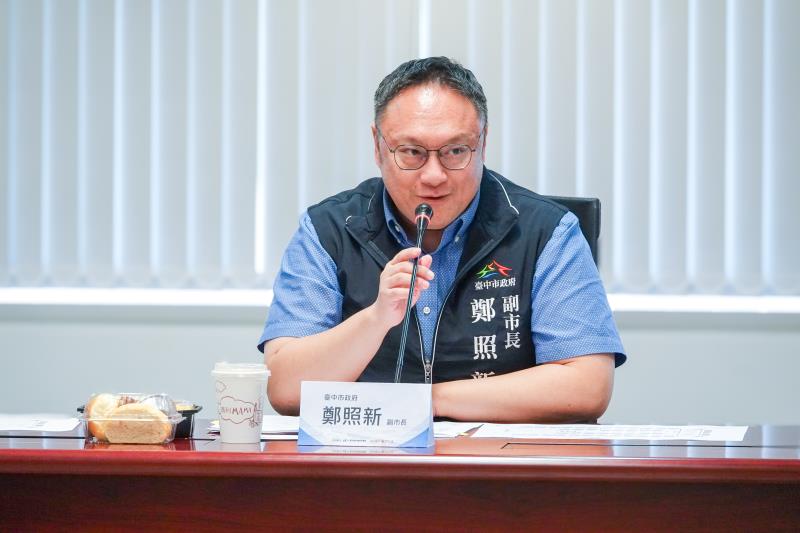 鄭照新副市長開場致詞。