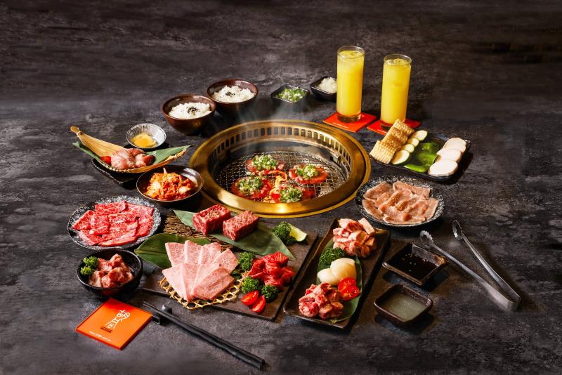 雙人豪華燒肉盛宴 $6,666 元，8_29~8_31凡點即贈市值 $1,200 的鱈場蟹腳乙份。