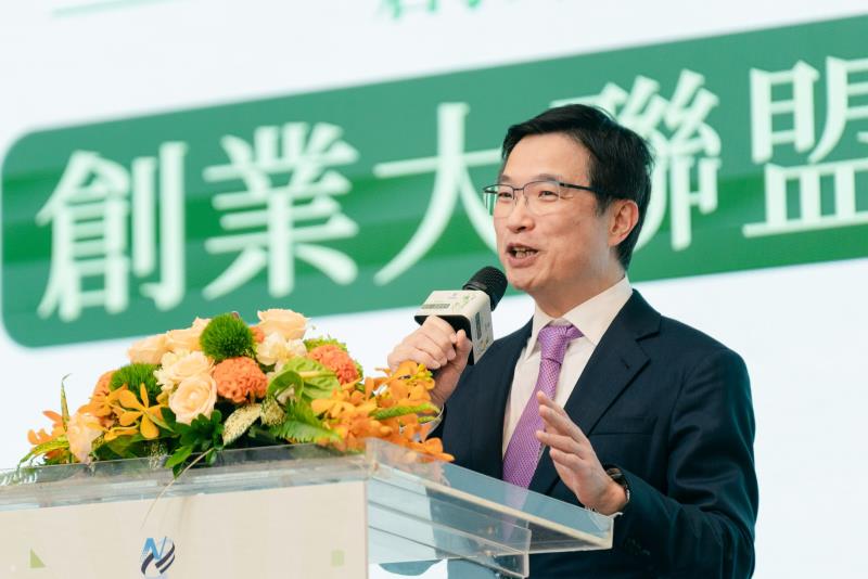 創業綻放計畫_邱理事長致詞。