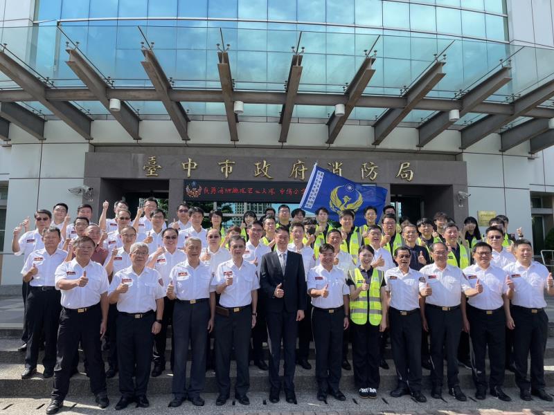 台中首支企業義消分隊成軍　女性分隊長領軍超吸睛