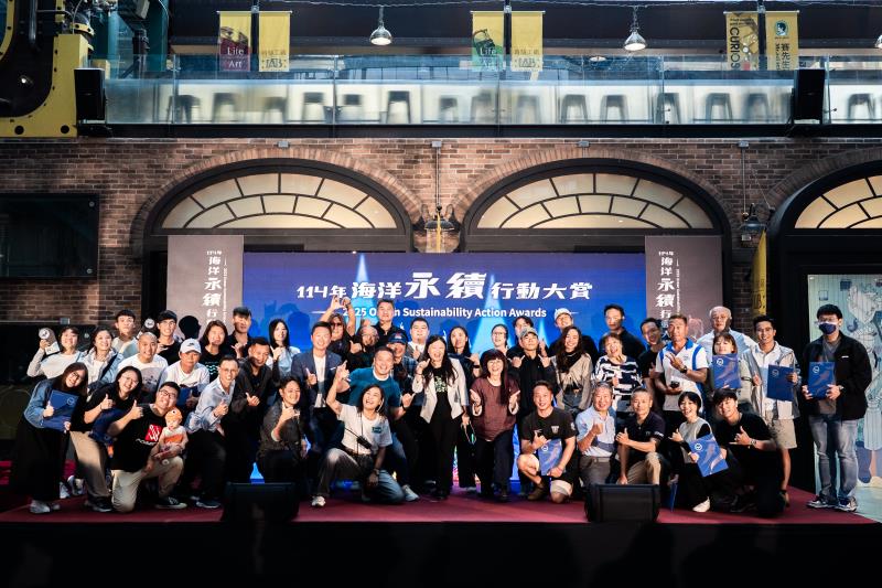 114年海洋保育署45家淨海前哨站大合照