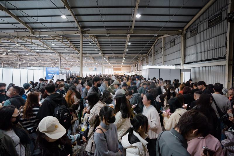 2025台中國際插畫博覽會開幕人潮。
