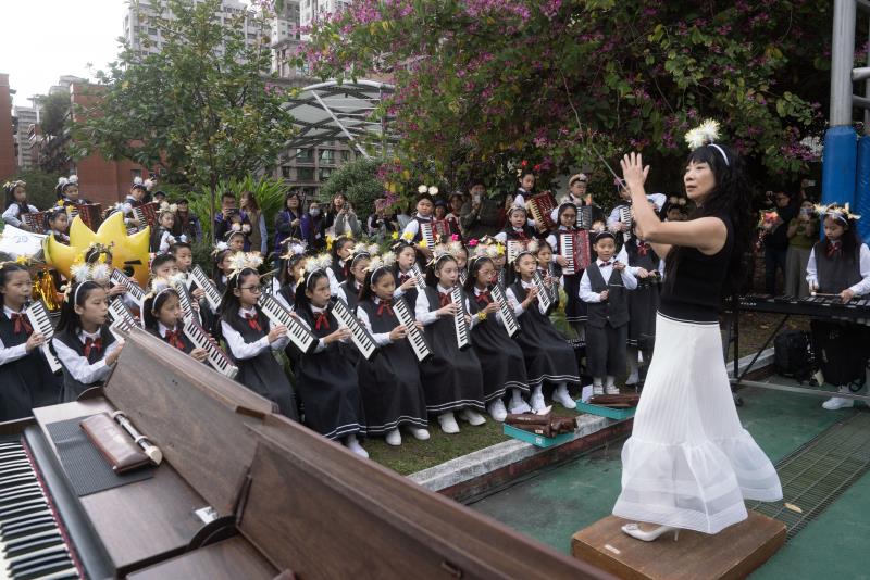 莒光國小兒童樂團參與演出.