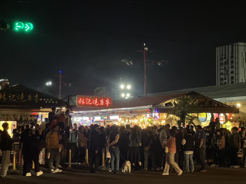 《生存王2》黃金陣容來到花蓮拍攝 東大門夜市粉絲熱情應援現場氣氛沸騰