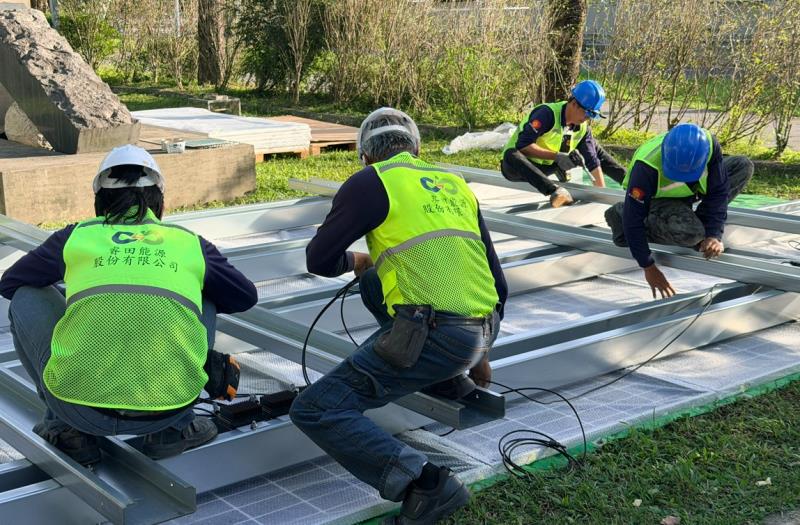 睿田能源示範彩繪光電循環外牆  推進老宅立面發電與延壽管理