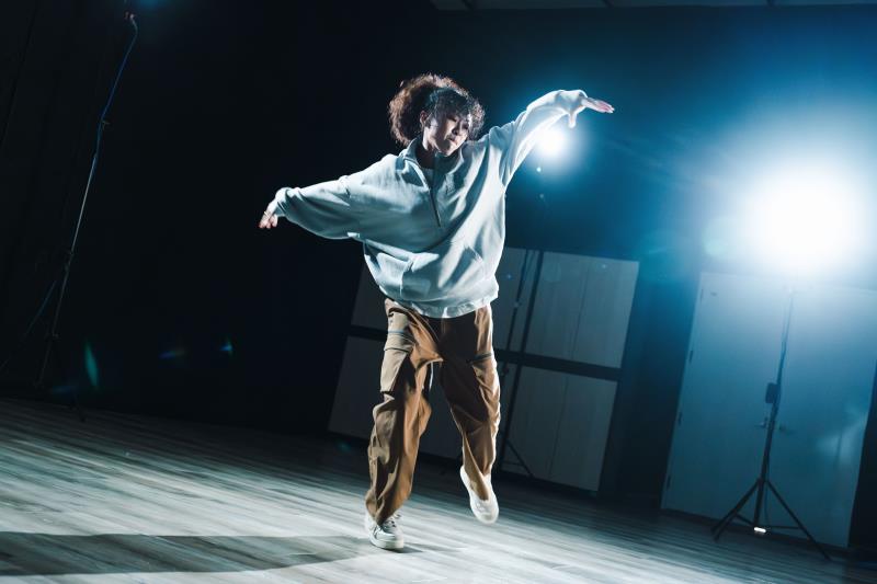 台灣B-girl舞出跨世代嘻哈精神