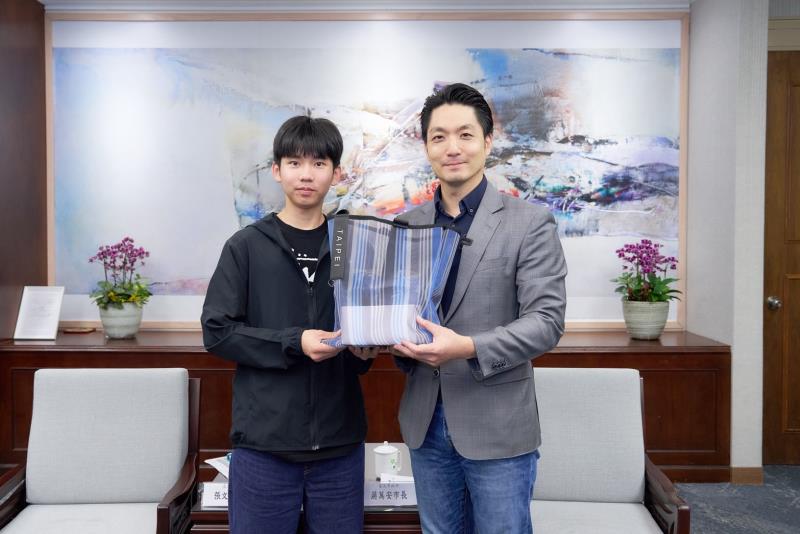 VIS高中學子陳躬勳 國內外機器人大賽屢創佳績