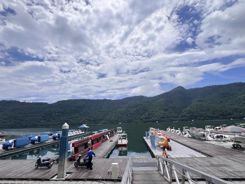 花縣府赴鯉魚潭推動安全升級與低碳旅遊並進 預計6月逐步復航