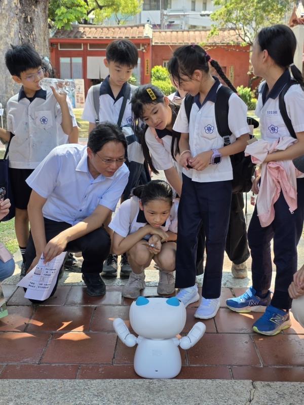 走進全臺首學當小小探險家　立人國小讓古蹟教育從背歷史變成活文化