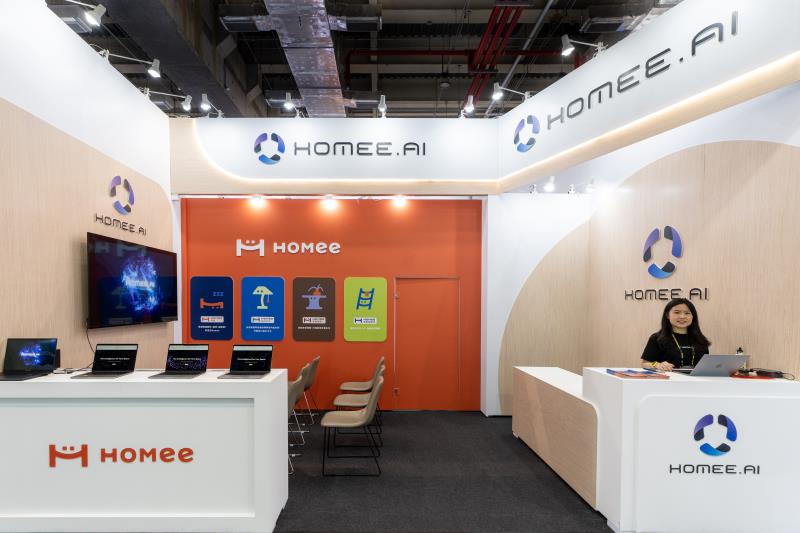HOMEE AI生態系 實踐看房到成家