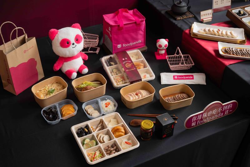 foodpanda 從消費者「想吃卻吃不到」的需求出發，宣布「你排隊也吃不到的，叫 foodpanda 送～」上線，將持續推進更多創新合作