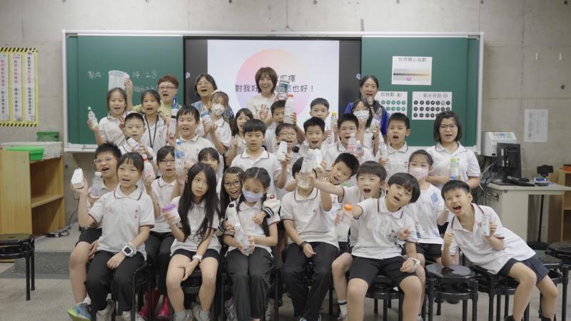 淨毒五郎走進校園持續深耕綠色教育，攜手玩轉學校與校方，讓孩子從小建立永續影響力。