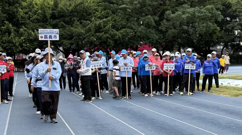 活動有來自全台各縣市的長輩在重陽節前夕以球會友、熱情競技。(圖/張麗鵑)