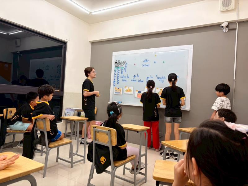 愛象英語強調，英語檢定不只是一次客觀的能力測驗，扎實的英語教育不應只停留在紙本成績，而是讓學童在每一次挑戰後都看見自己的進步，將語言轉化為面對未來挑戰的自信與底氣。