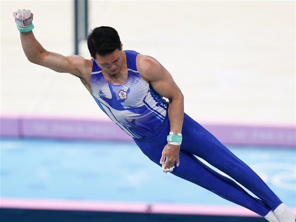 體操世界盃杜哈站 唐嘉鴻單槓第2晉級決賽