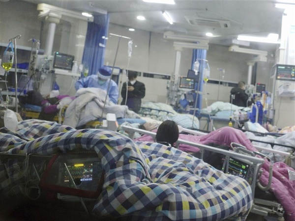 世卫：中国一周住院人数大增70% 创疫情爆发来最高峰